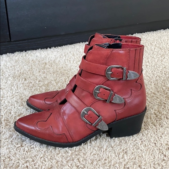 red western booties
